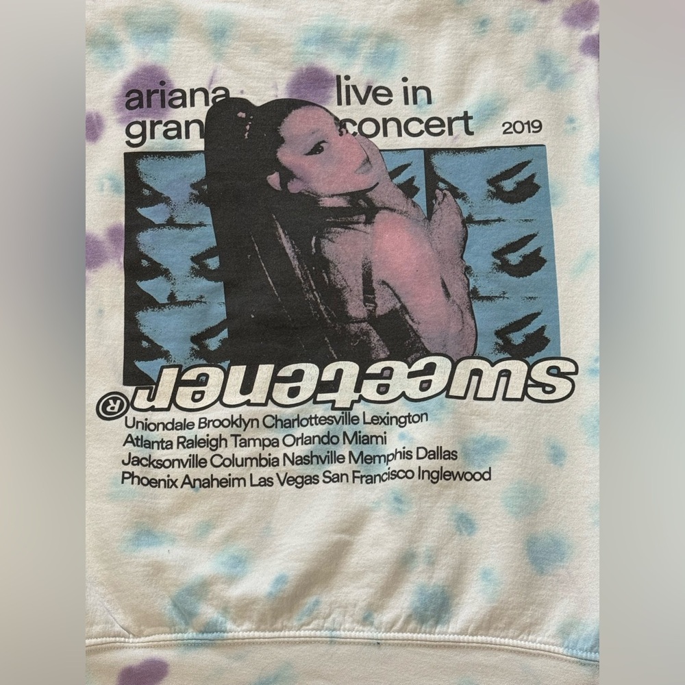 Ariana Grande Sweetener Crewneck - Picture 6 of 9